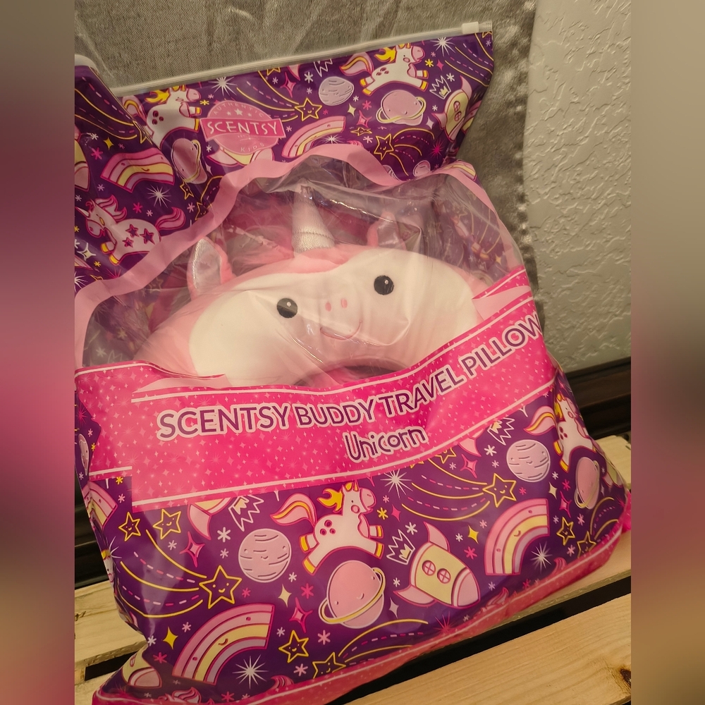 Scentsy Travel Pillow Neck Buddy Unicorn 🦄